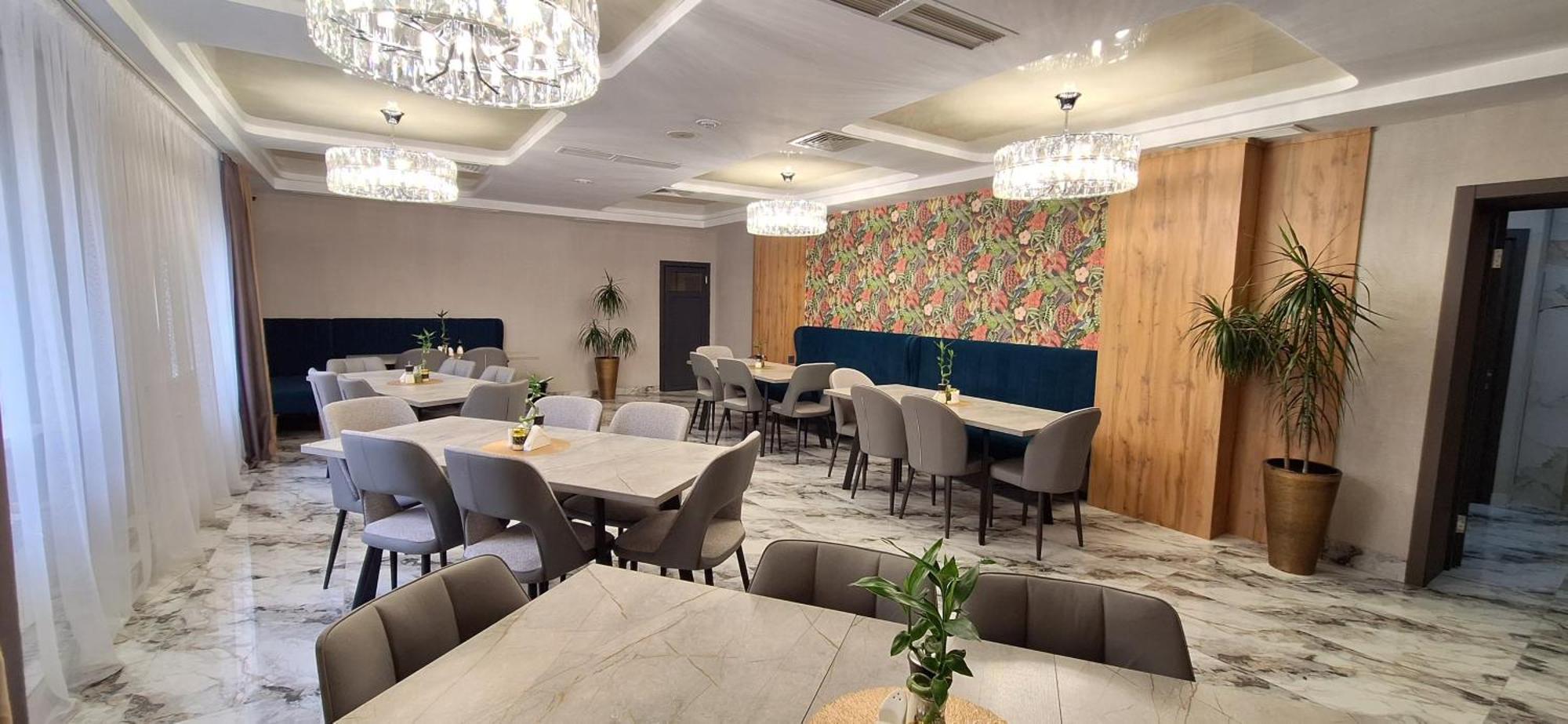 "Rush Hotel" Nur-Sultan  Exterior photo
